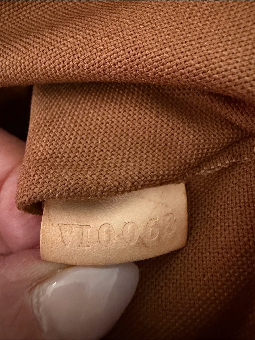 Louis Vuitton Tivoli PM Monogram Vintage Handbag - Picture 10 of 16